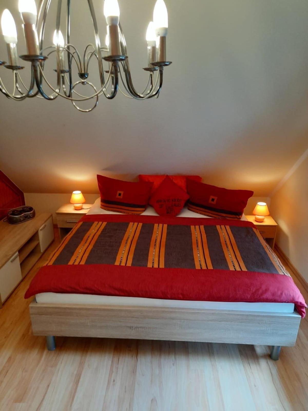Ferienwohnung Ilsenhof Konigsbruck Exteriör bild